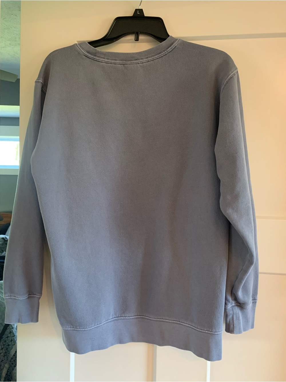 PINK Victoria's Secret Crewneck Sweatshirt in Light Blue - Picture 3 of 3